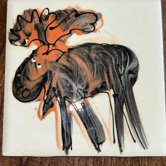 Artables Canada Set of 4 Moose Pottery Coasters Vancouver Ceramic The Royal York - Picture 6 of 8